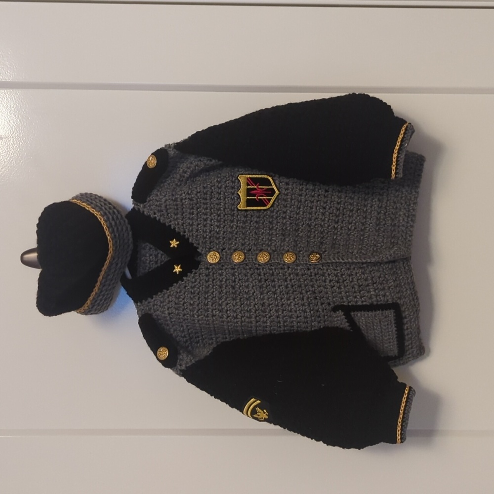 Boutique military style knit hat and jacket grey w/black and gold accents Sz 4T